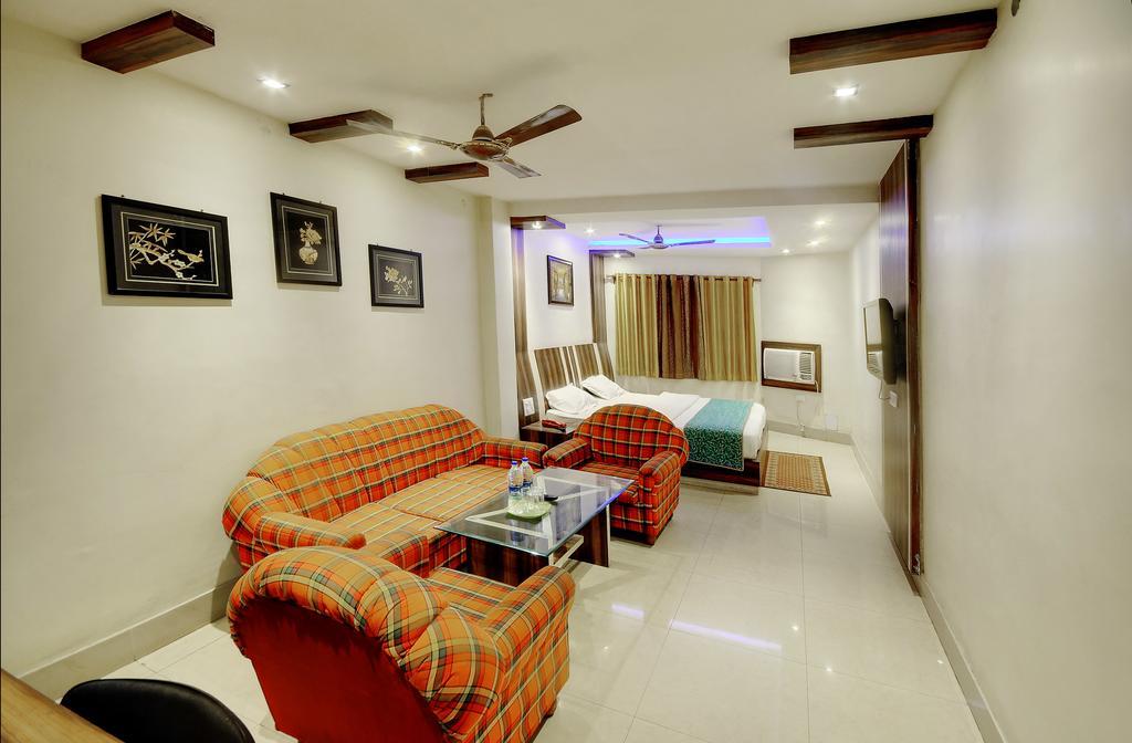 Hotel Anurag Rourkela Экстерьер фото