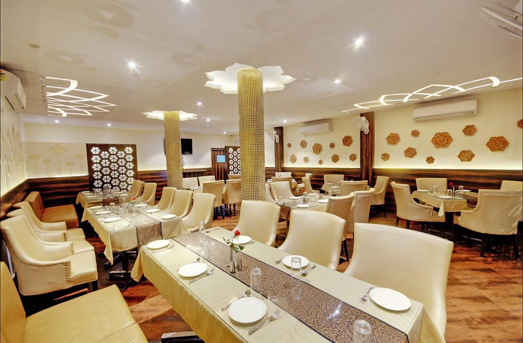Hotel Anurag Rourkela Экстерьер фото