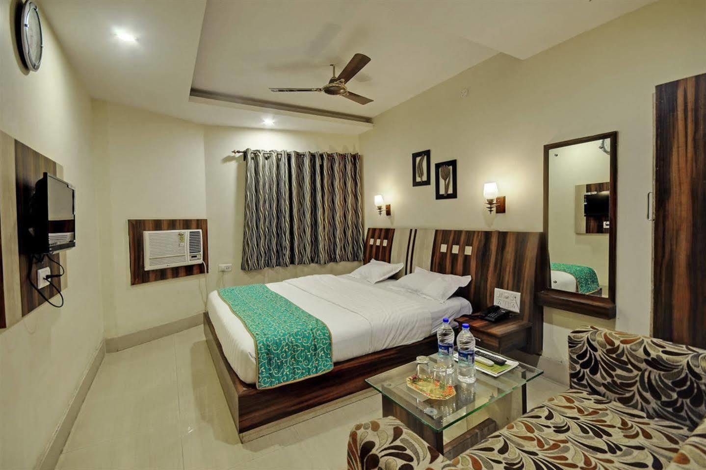 Hotel Anurag Rourkela Экстерьер фото